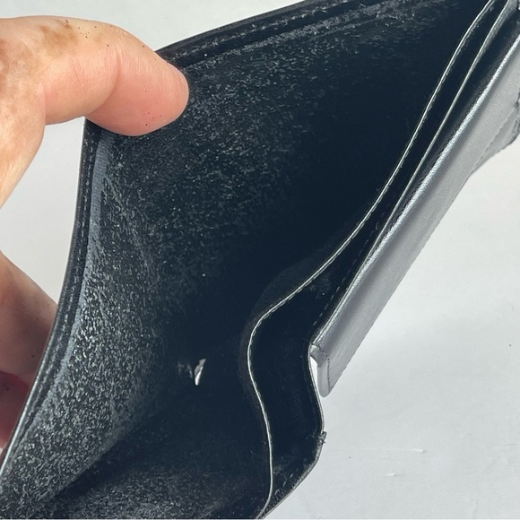 Givenchy Bi fold Black Men’s Wallet . Original - Picture 8 of 14